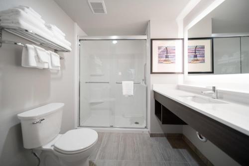 Ένα μπάνιο στο Holiday Inn Kearney by IHG