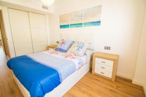 Beautiful apartment recently renovated with wifi and A c photo 2