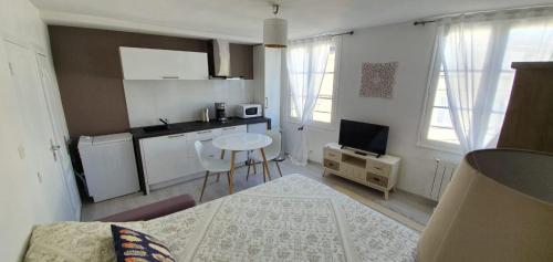Welcoming Studio Centre Ville D'avignon – Photos 3