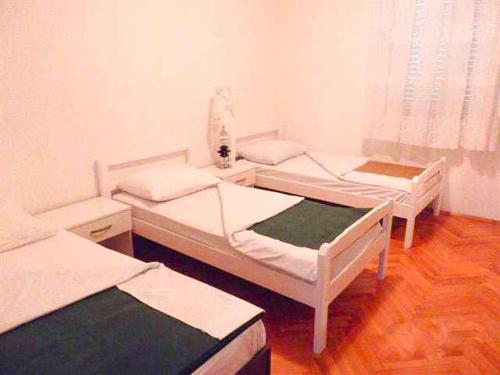 Fotografie z fotogalerie ubytování Apartment in Novi Vinodolski 15325 v destinaci Novi Vinodolski