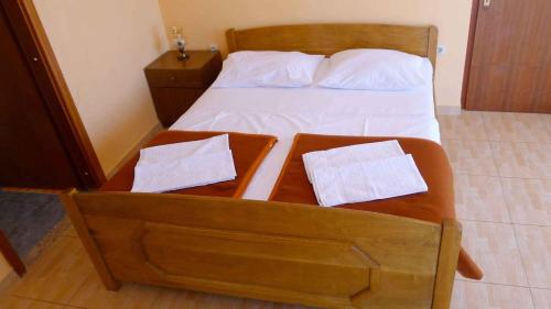 Postel nebo postele na pokoji v ubytování Apartments in Sveti Petar na Moru 36923