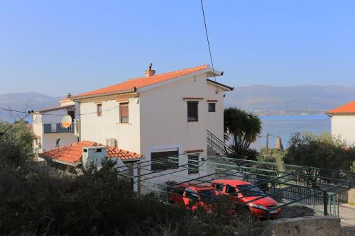 Apartments by the sea Slatine, Ciovo - 9453, Trogir, Croaţia