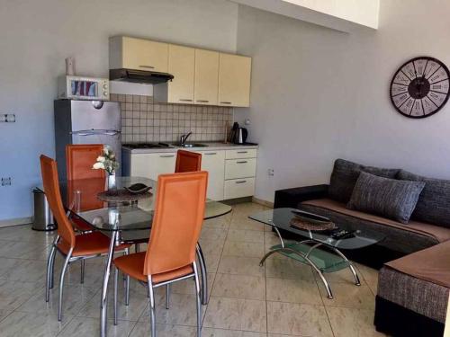 Fotografie z fotogalerie ubytování Apartment in Lopar/Insel Rab 35409 v destinaci Lopar