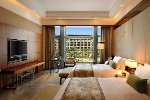 Postel nebo postele na pokoji v ubytování InterContinental Kunming by IHG