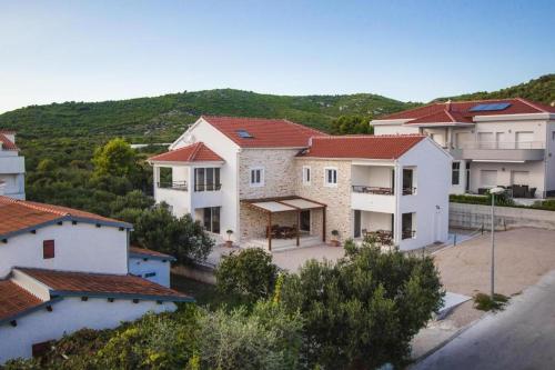 Apartment in Vodice with terrace, air conditioning, WiFi, dishwasher, Pool 4932-4