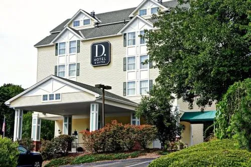 D. Hotel Suites & Spa in Springfield