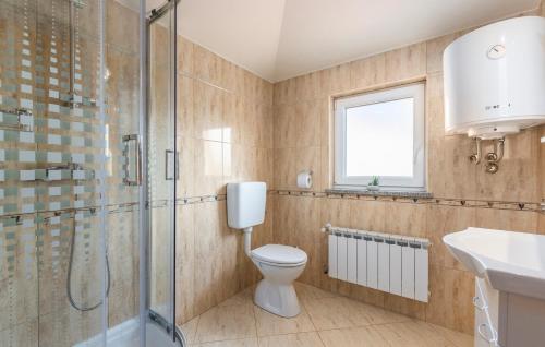 Apartment Cerin with Pool – Photos 4