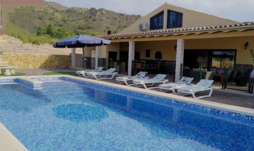 We Love Villas - Villa La Palma (Spanje Yecla) - Booking.com