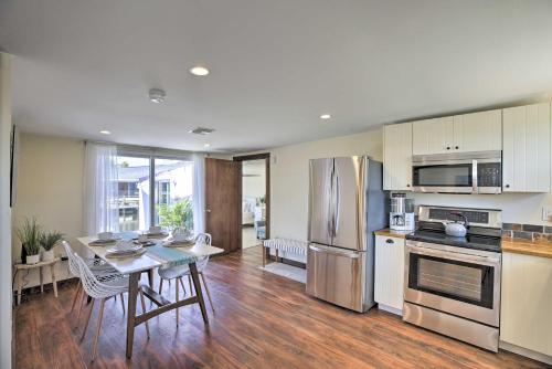 Fotografie z fotogalerie ubytování Waterfront Matlacha Island Cottage with Dock! v destinaci Matlacha