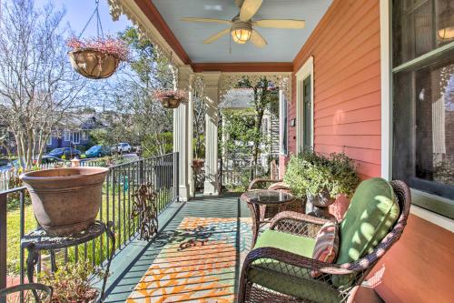 2 Mi to Bourbon Street Vibrant NOLA Duplex! Image