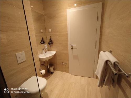 Um banheiro em Hotel Stolac