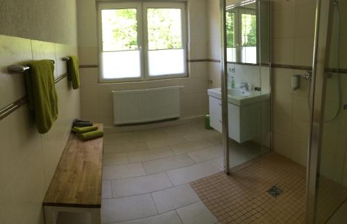 Kúpeľňa v ubytovaní Ferienwohnung Schwarzatal