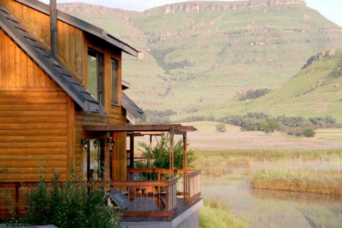 Galeriebild der Unterkunft Sani Valley Nature Lodges in Himeville