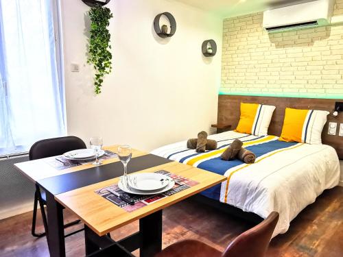 Ένα ή περισσότερα κρεβάτια σε δωμάτιο στο Skyline Residence "Smart-Concept"