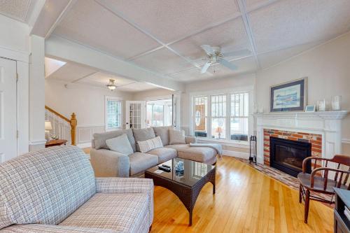Quaint Bungalow – Photos 2