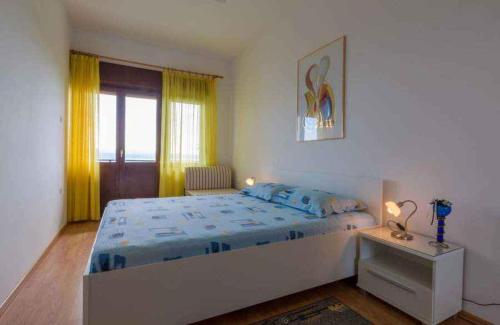 Cama ou camas em um quarto em Apartment in Crikvenica 14231