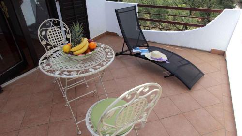 Apartment in Malinska/Insel Krk 13204