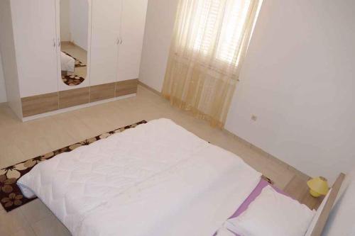 Gallery image of Two-Bedroom Apartment in Mundanije I in Mundanije