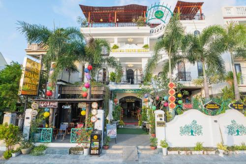 Gallery image of Hoang Trinh Hotel in Hoi An