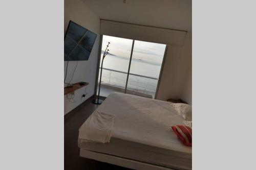 Katil atau katil-katil dalam bilik di PARACAS megaview bayfront flat