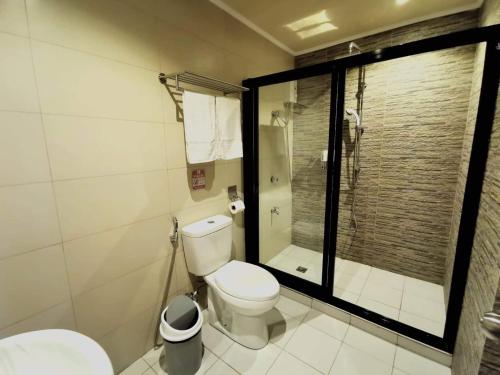 Charms Hotel tesisinde bir banyo