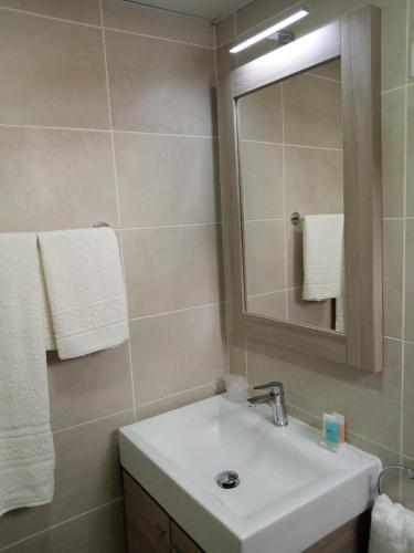 MERINA HOTELにあるバスルーム
