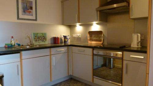 Abbey- Nice Edinburgh CityCenter Apartment photo 11