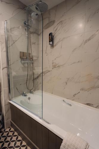 Un baño de Hotel Imperial Dundalk