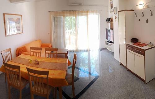 Gallery image of Sunset Apartment Nin in Nin