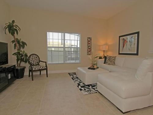 Lovely 5 Bed 4 Bath Paradise Palms Townhome Sleeps 10 In Style, Kissimmee, United States