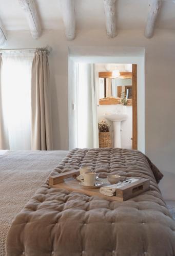 Postel nebo postele na pokoji v ubytování Hacienda Fresneda María by Real Spain Hotels Adults Recommended