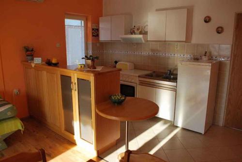 Apartment Supetarska Draga 23 – Photos 3