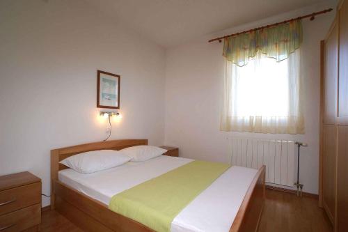 Apartment in Malinska - Insel Krk 12860