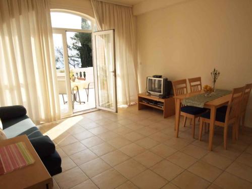 Apartment Perna 2 – Photos 3