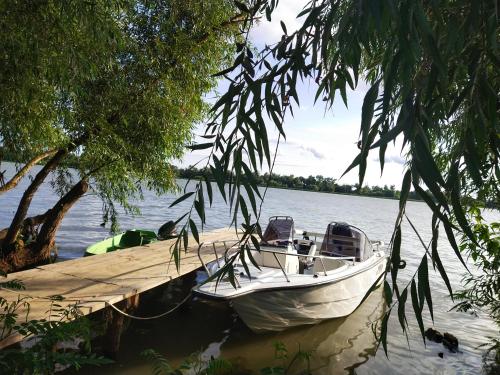 Landskap semula jadi dekat dengan rumah percutian