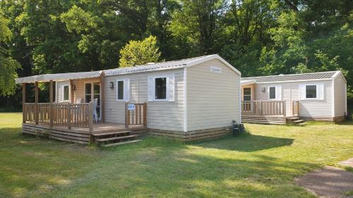 Gallery image of Mobil-Home XXL 4 chambres - Camping La Colline in Virton