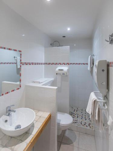 Bilik mandi di Hotel de l'Europe