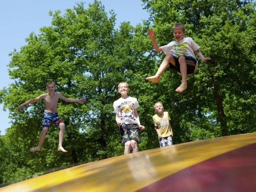Φωτογραφία από το άλμπουμ του Glamping with Comfort in IJhorst σε IJhorst