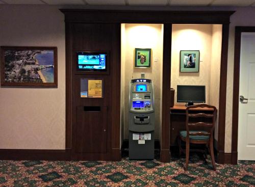 TV a/nebo společenská místnost v ubytování Bayshore Resort