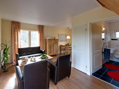 Ruang duduk di Stylish Farmhouse Escape