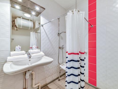 Kylpyhuone majoituspaikassa Vacancéole - Le Fonserane - Béziers Sud