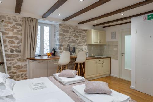 2 - luxury studio with terrace in heart of Split