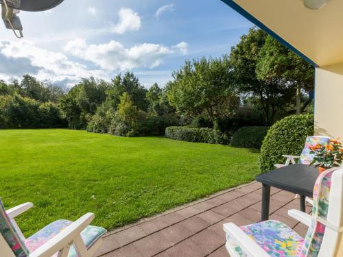 Taman di luar Apartment in Vlissingen near the Beach