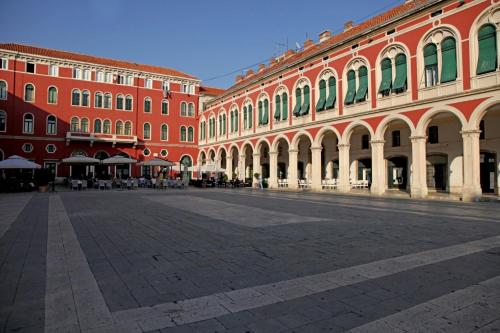 3 - beautiful modern apt in the heart of Split