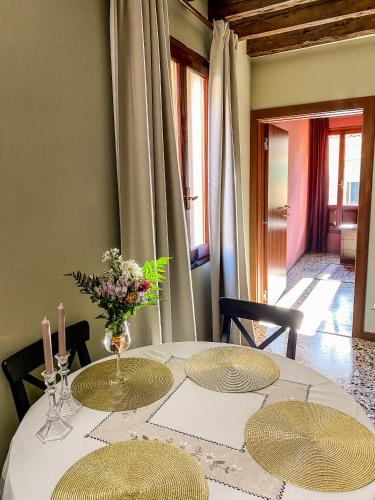 Luxury apartment 5 min from San Marco, Venice, Italy