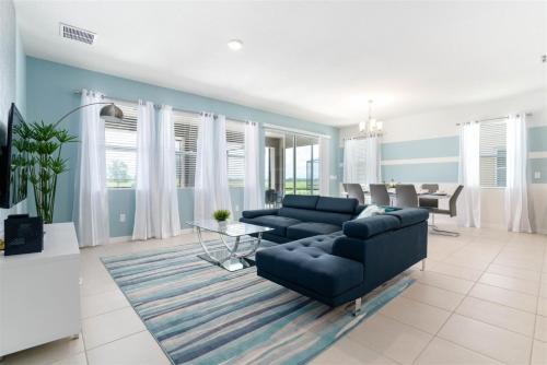 Gorgeous 5 Bedroom Pool Home with a Games Room, Davenport, Statele Unite ale Americii