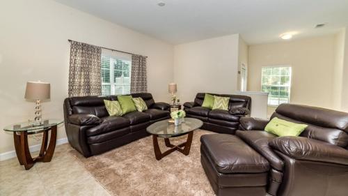 Gorgeous 5 Bed 4 Bath Townhome with Splash Pool in Paradise Palms, Kissimmee, Statele Unite ale Americii