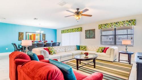 Gorgeous 8 Bedroom 5 Bath Pool Home In ChampionsGate Golf Resort, Davenport, Statele Unite ale Americii