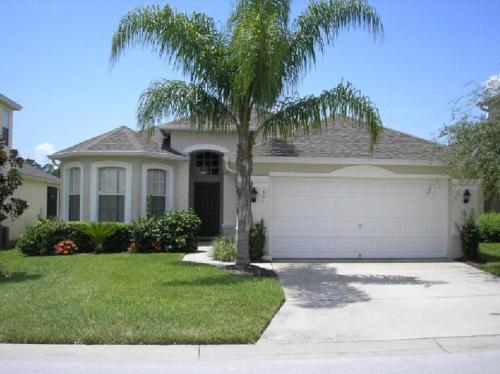 Beautiful 4 Bedroom Vacation Pool Home in Calabay Parc, Davenport, Statele Unite ale Americii