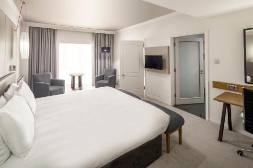 Μια τηλεόραση ή/και κέντρο ψυχαγωγίας στο Crowne Plaza Solihull by IHG